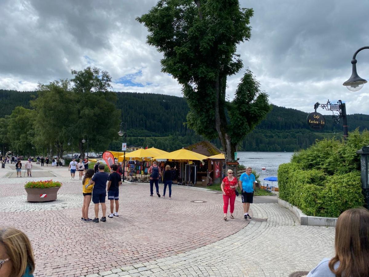 Haus Janssen-Wehrle Leilighet Titisee-Neustadt Eksteriør bilde
